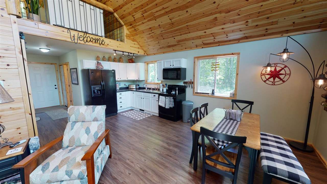 10373 Maple Valley Road Gladwin, MI 48624 - Photo 8 of 54 50079057-7.JPG