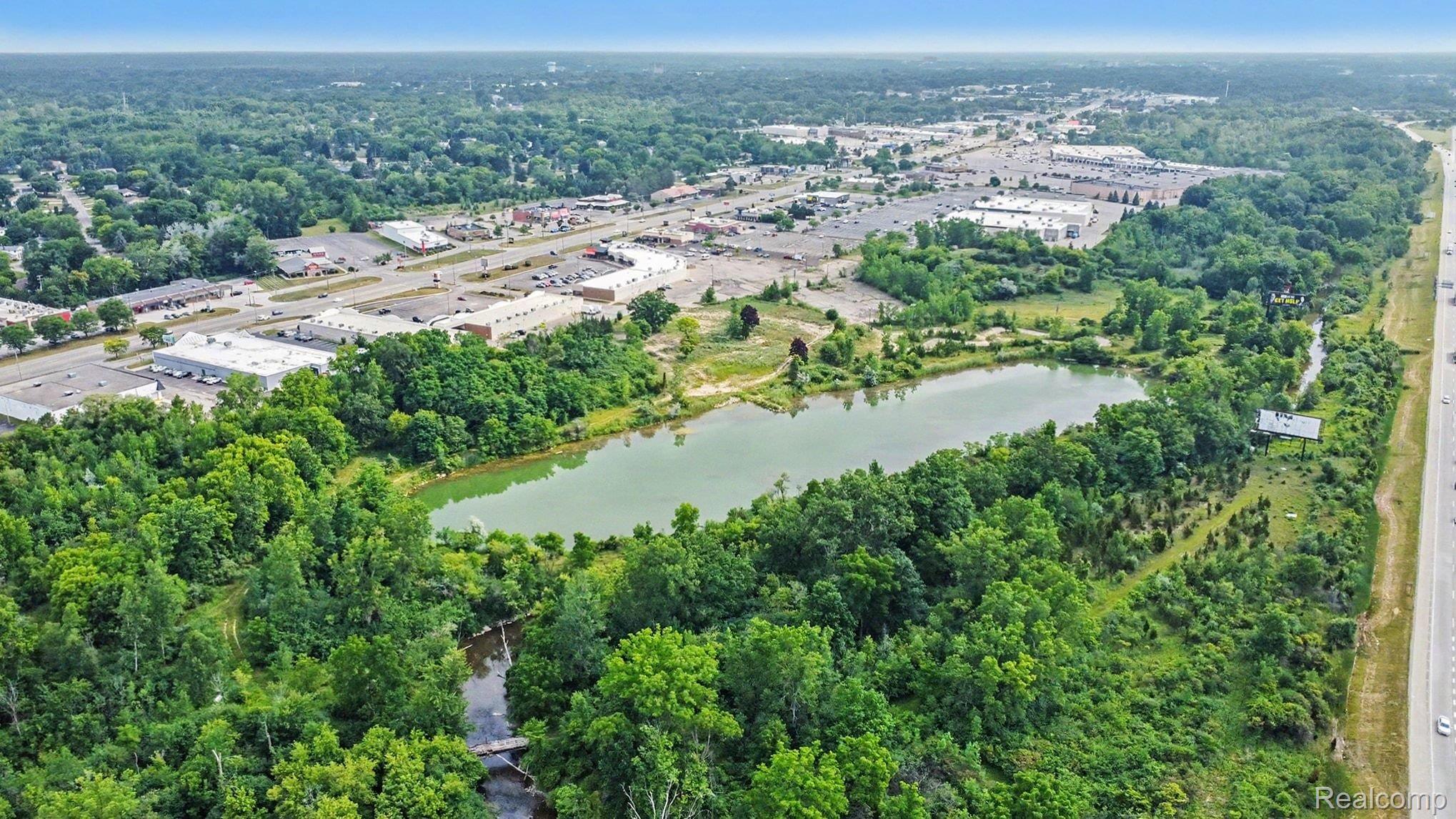 4175 Miller Road Flint, MI 48507 - Photo 5 of 7 003_file_9317.jpg