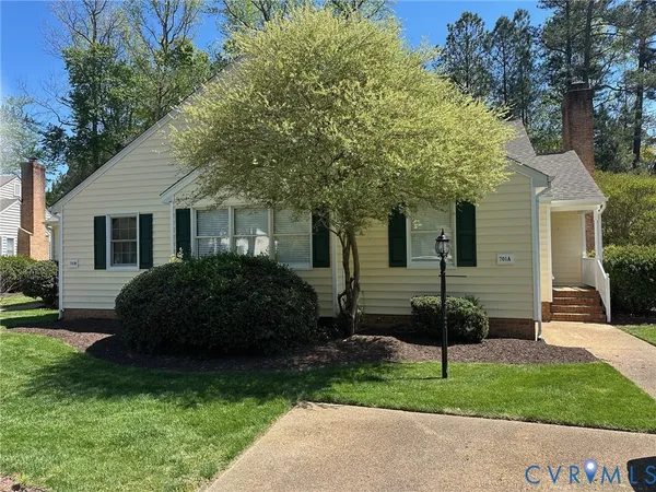 $239,500 | 701 Fort Hayes Court, Unit A, Petersburg, VA 23805