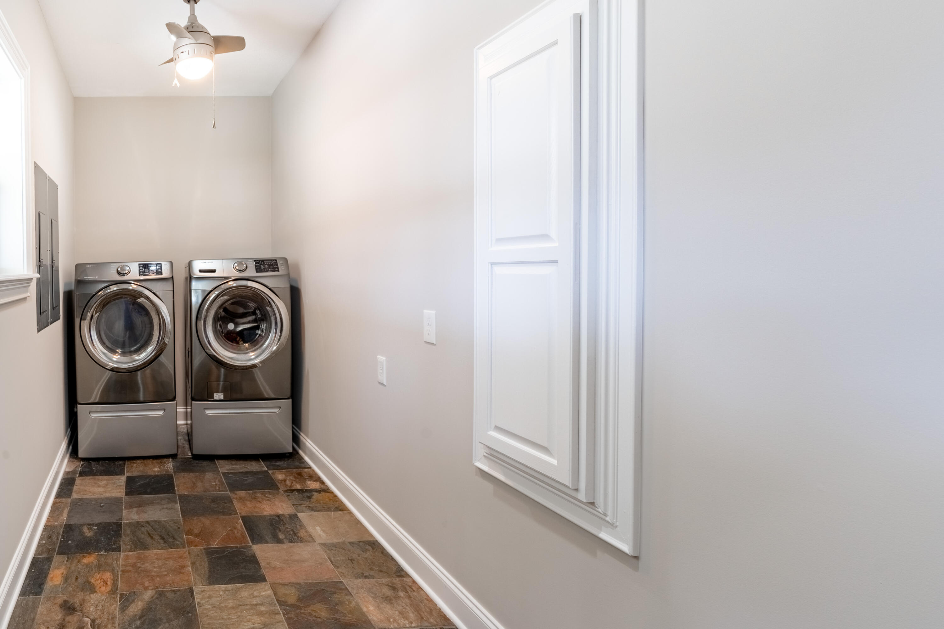 2068 Corinth Road LaFayette, GA 30728 - Photo 32 of 69 Laundry Room