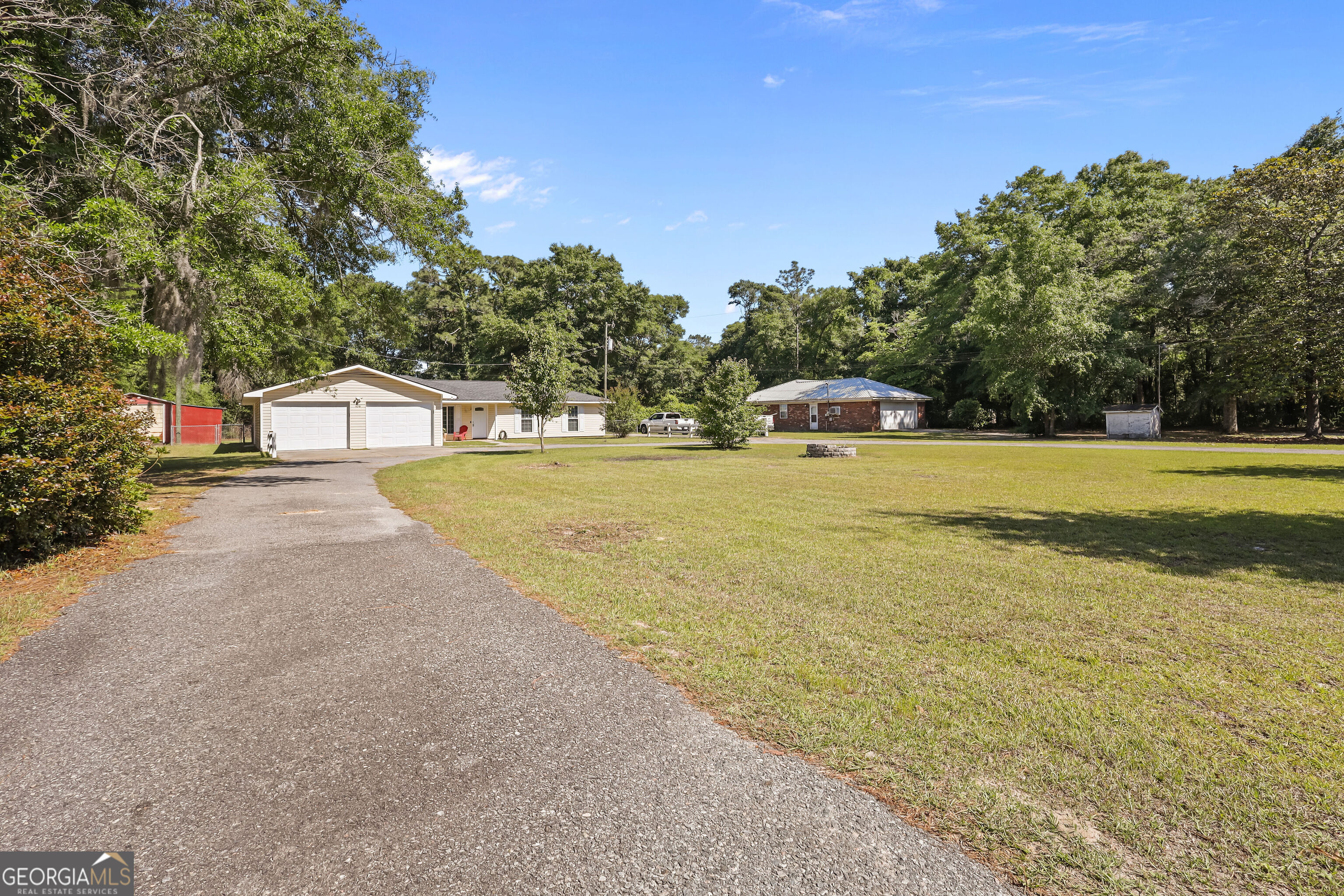 436 Killingsworth Road Jesup, GA 31545 - Photo 3 of 24