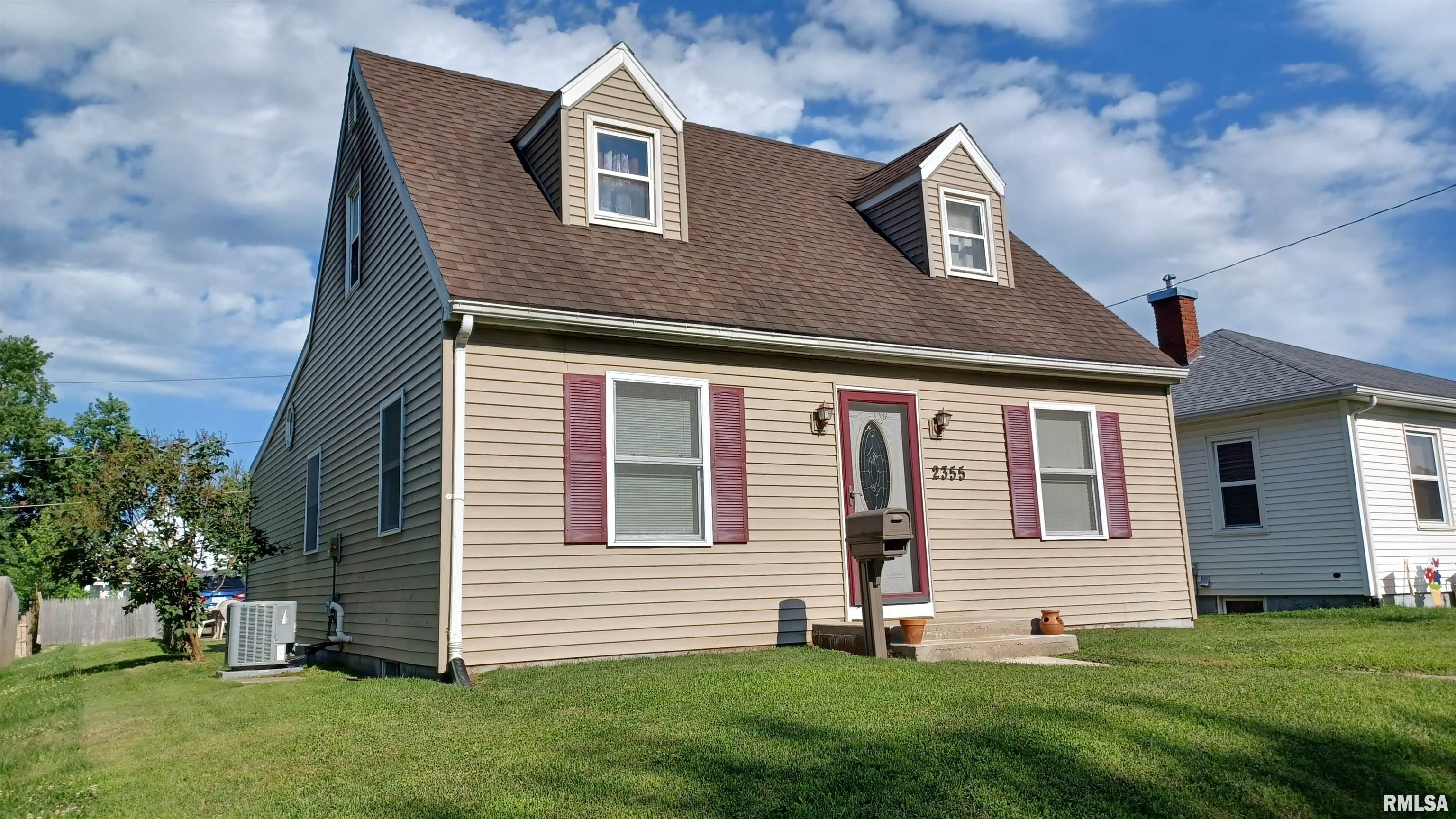2355 Chancy Street Clinton, IA 52732 - Photo 1 of 23 Gallery Image 1