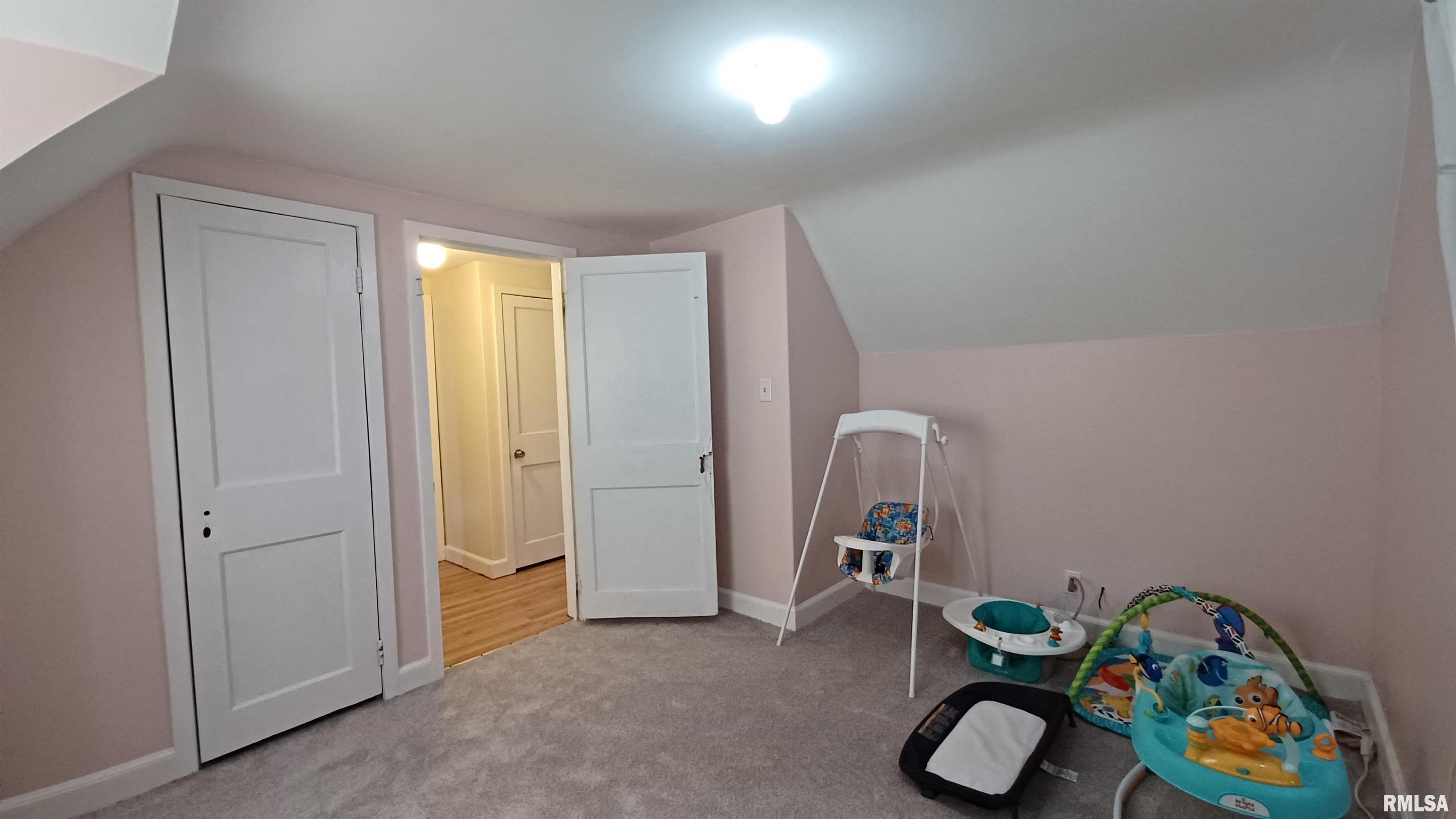 2355 Chancy Street Clinton, IA 52732 - Photo 18 of 23 Gallery Image 18