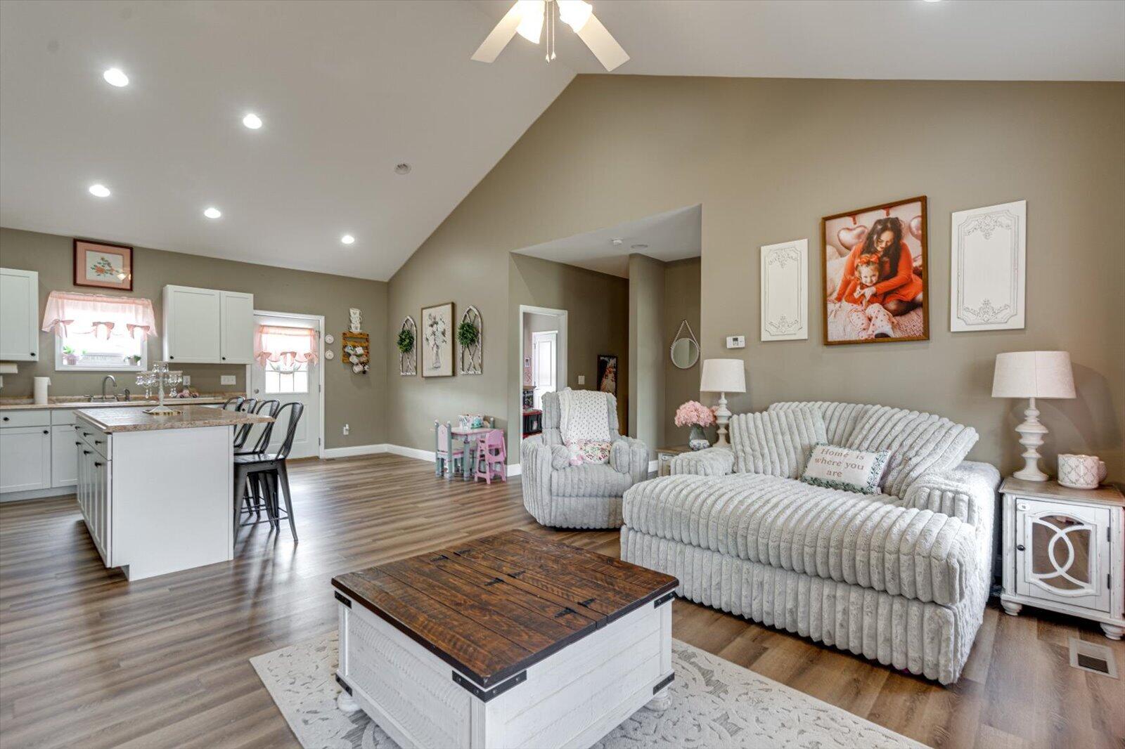 165 Rena Drive Whitwell, TN 37397 - Photo 6 of 35 06-165 Rena Dr-6