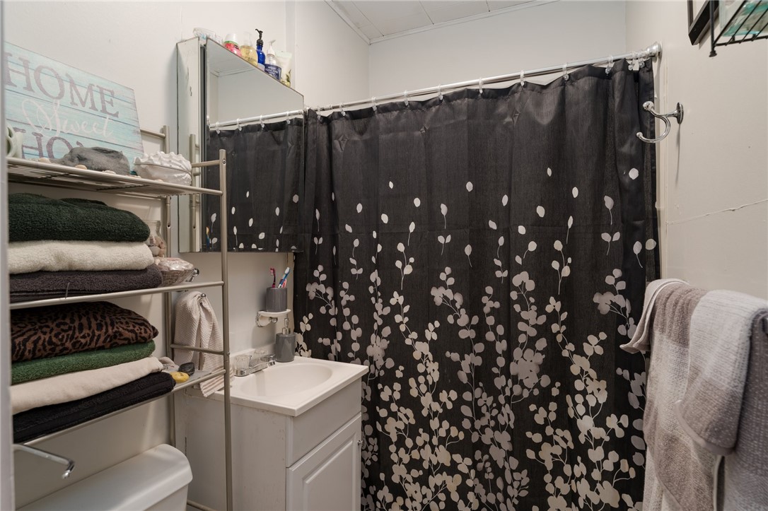 377 Gaskill Street Woonsocket, RI 02895 - Photo 23 of 29