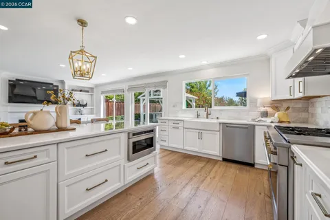 $1,985,000 | 135 Tenby Terrace, Danville, CA 94506