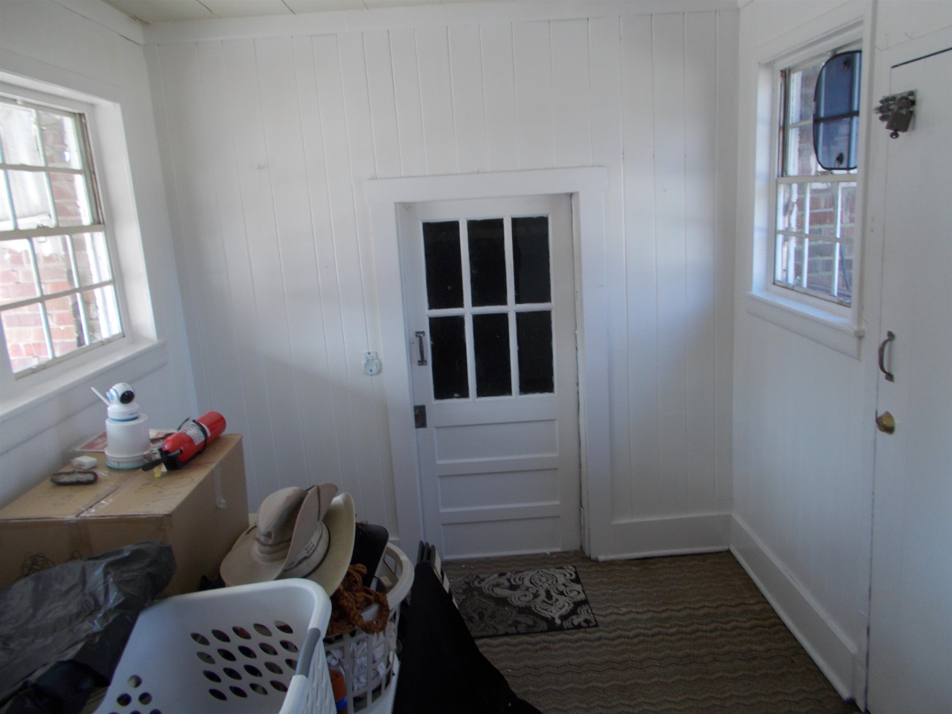 954 North Ball Road Memphis, TN 38106 - Photo 22 of 25 a living room with furniture and a window