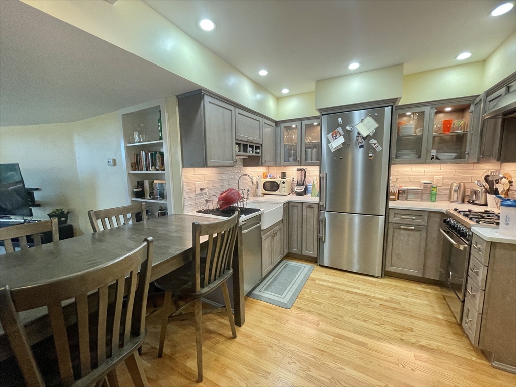 128 Warren Street, Unit 1 Lowell, MA 01852 - Photo 4 of 17