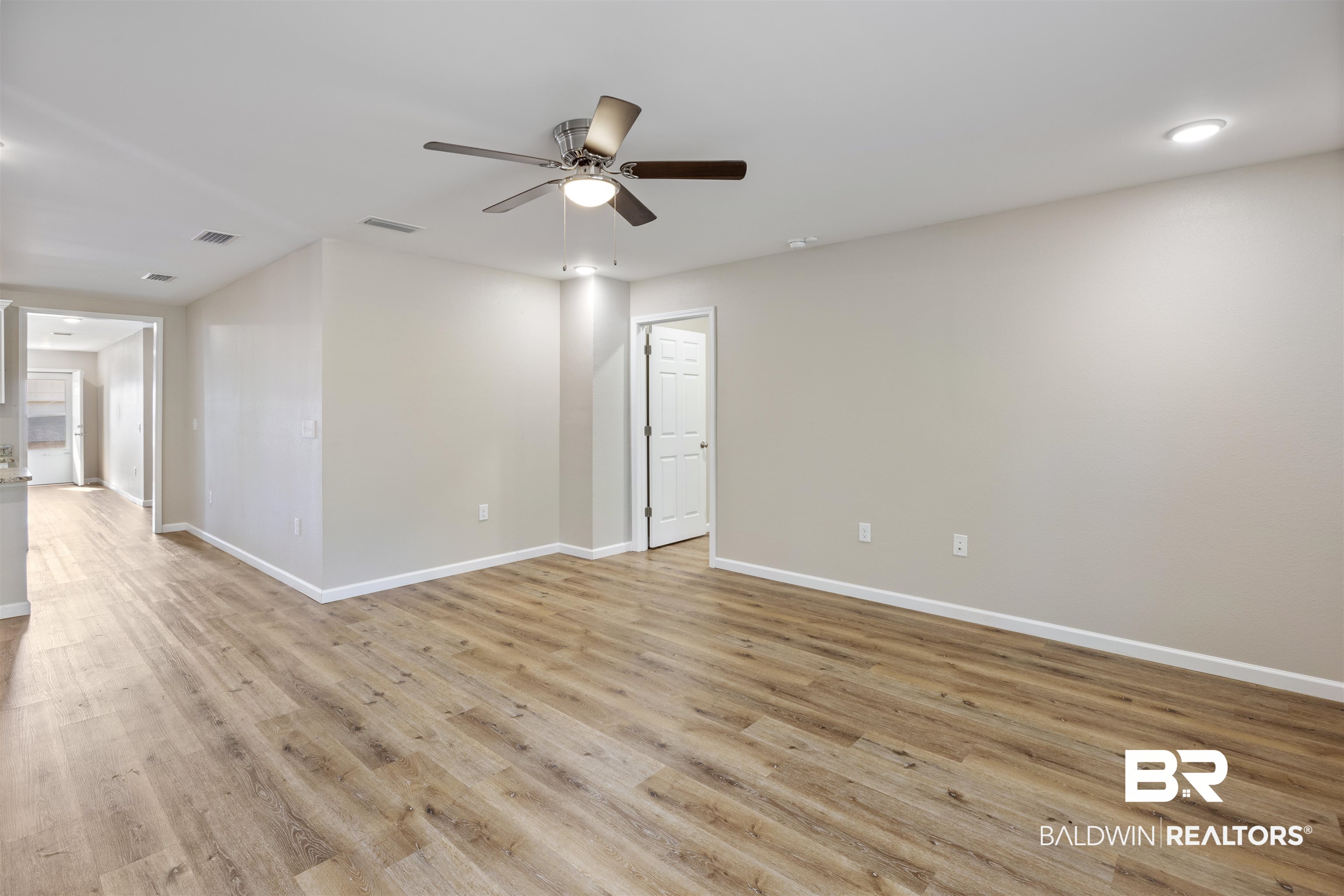 7456 Coppin Drive Foley, AL 36535 - Photo 10 of 32 Living