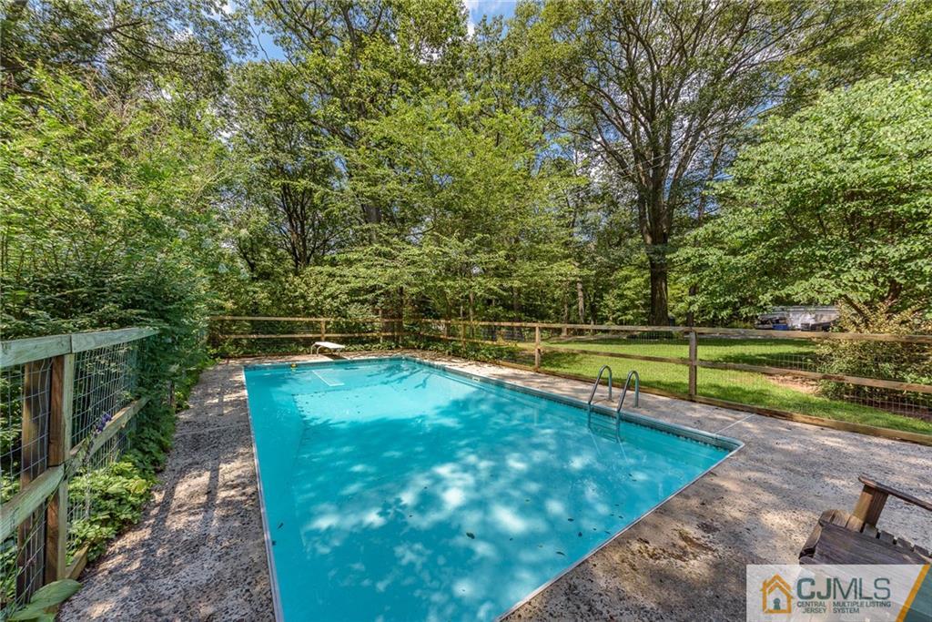 42 West Valley Brook Road Long Valley, NJ 07853 - Photo 32 of 36 Gallery Image 32
