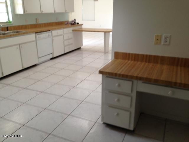 175 East Crisafulli Road Merritt Island, FL 32953 - Photo 6 of 18 KITCHEN2