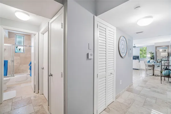$3,000 | 1532 Drexel Avenue, Unit 201, Miami Beach, FL 33139