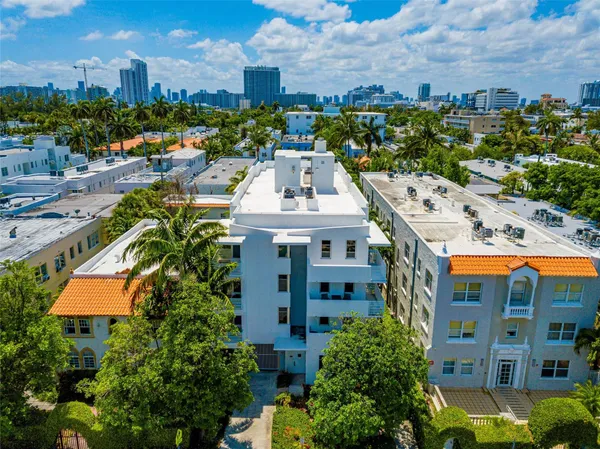 $3,000 | 1532 Drexel Avenue, Unit 201, Miami Beach, FL 33139