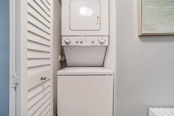 $3,000 | 1532 Drexel Avenue, Unit 201, Miami Beach, FL 33139