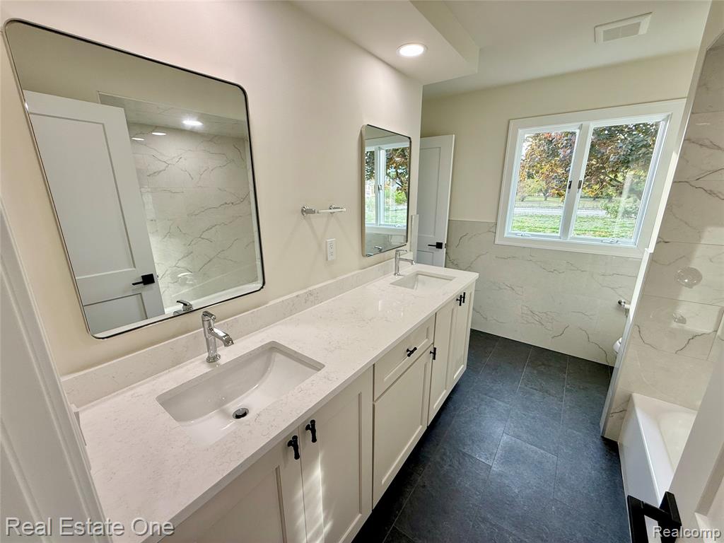 22222 29 Mile Road Ray, MI 48096 - Photo 44 of 70