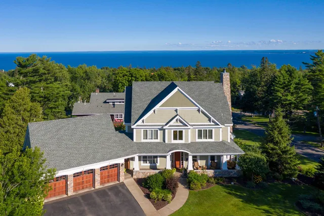 $1,299,900 | 2610 East 8th Street, Duluth, MN 55812