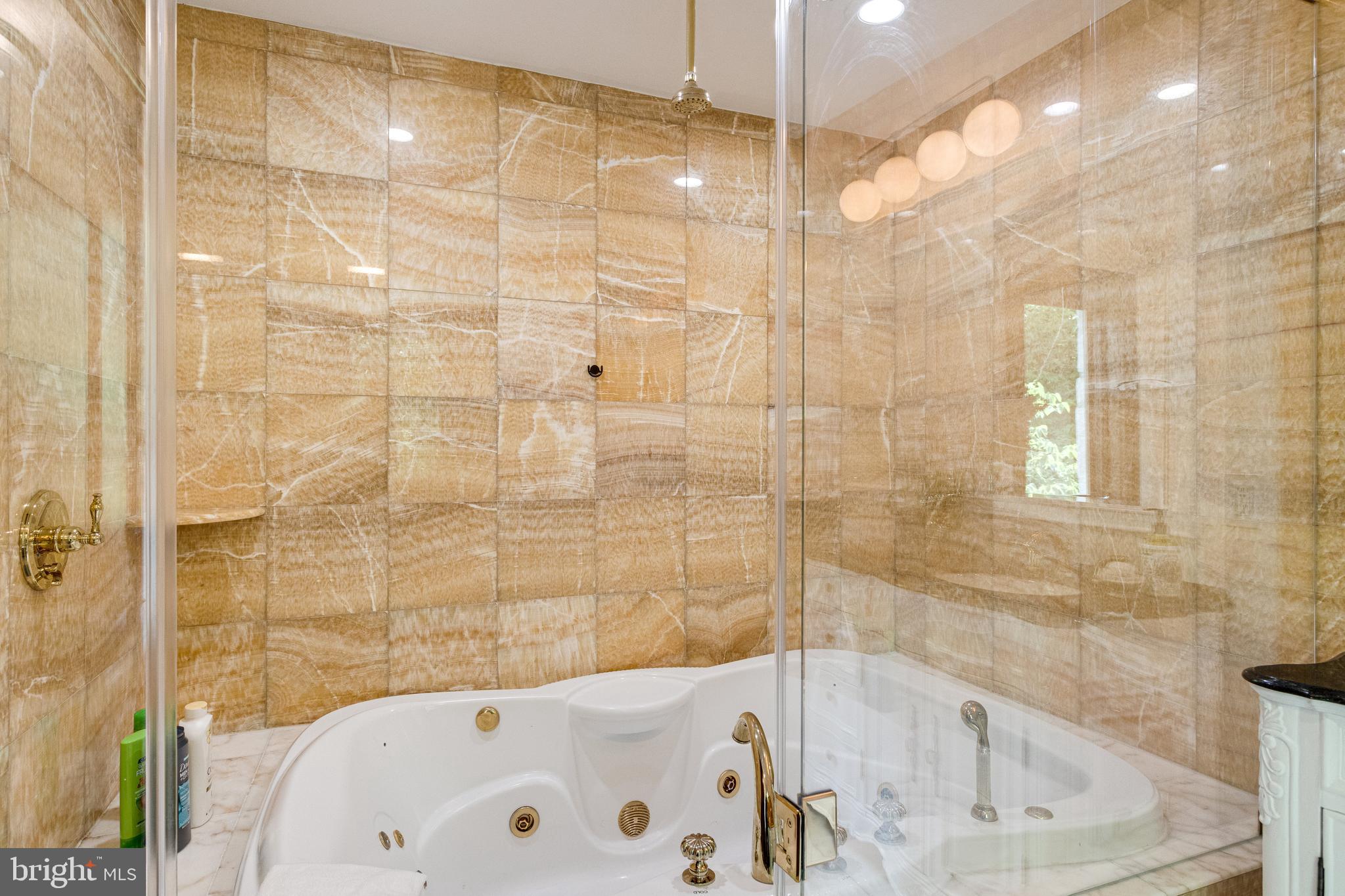 612 Rivercrest Drive McLean, VA 22101 - Photo 44 of 111