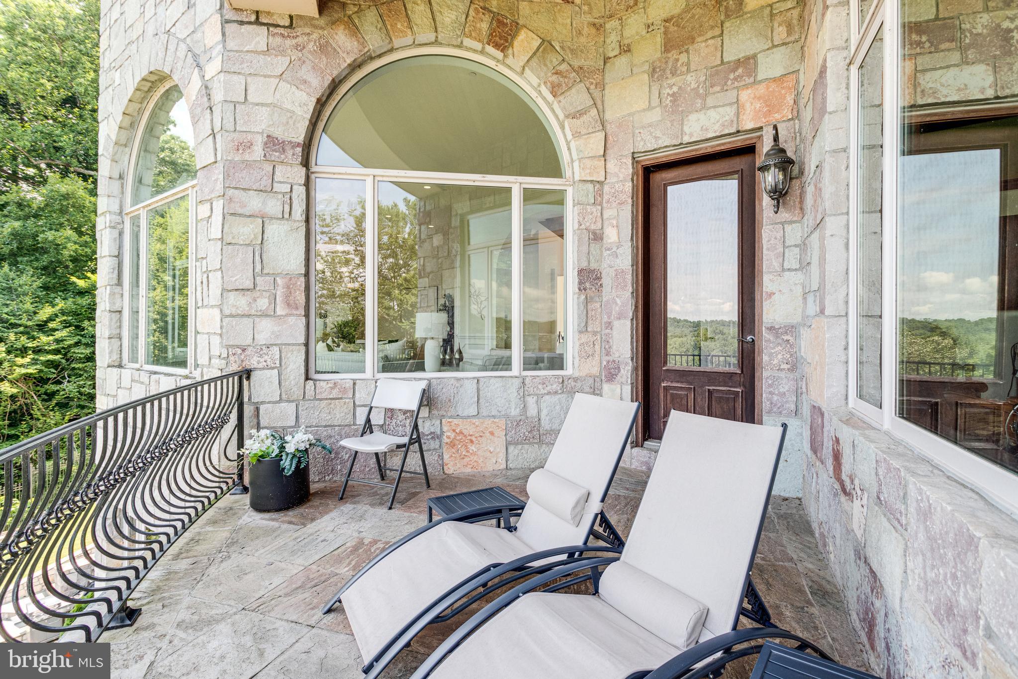 612 Rivercrest Drive McLean, VA 22101 - Photo 54 of 111