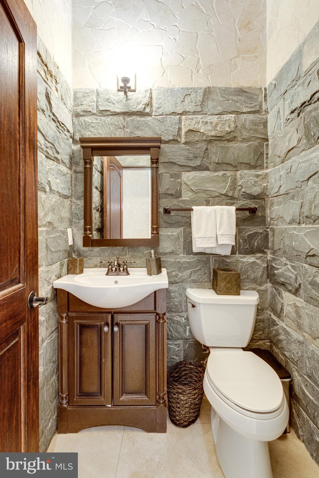 612 Rivercrest Drive McLean, VA 22101 - Photo 81 of 111