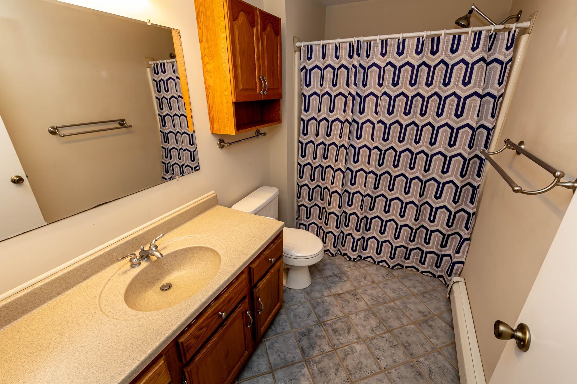 1325 Candia Road, Unit 10 Manchester, NH 03109 - Photo 19 of 25 Gallery Image 19