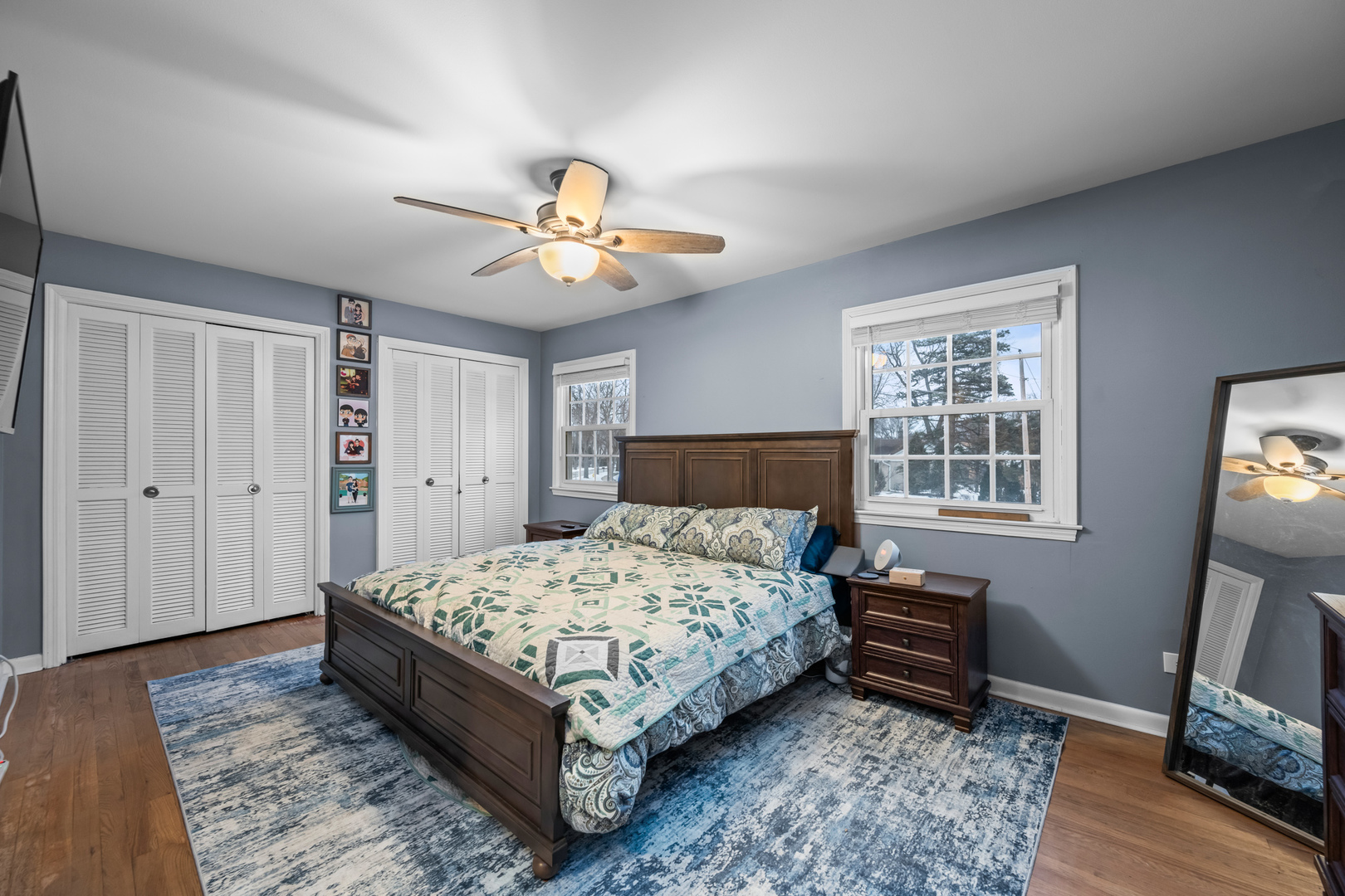 1414 Indigo Drive Mount Prospect, IL 60056 - Photo 10 of 32 a bedroom with a bed dresser and a window