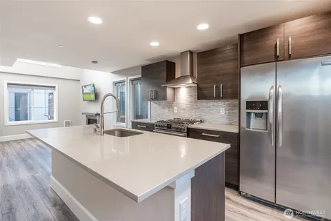 $799,950 | 3610 1st Avenue Northwest, Unit B, Seattle, WA 98107