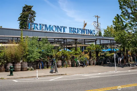 $799,950 | 3610 1st Avenue Northwest, Unit B, Seattle, WA 98107