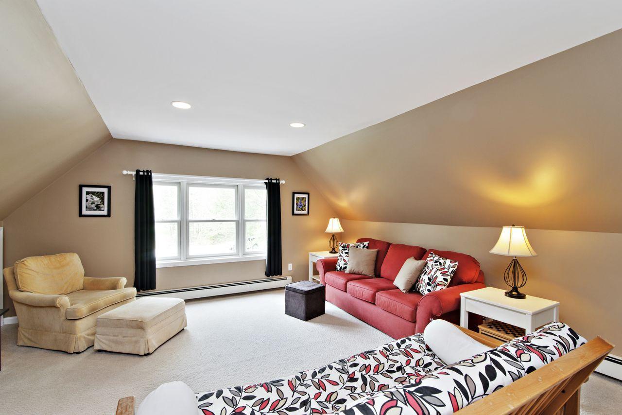 4 Springbrook Lane Scarborough, ME 04074 - Photo 19 of 36 204springbrooklane2025hires