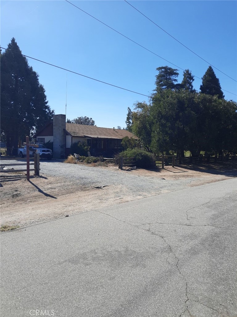 1237 Pascoe Road Glennville, CA 93226 - Photo 1 of 1 a view of road with large trees