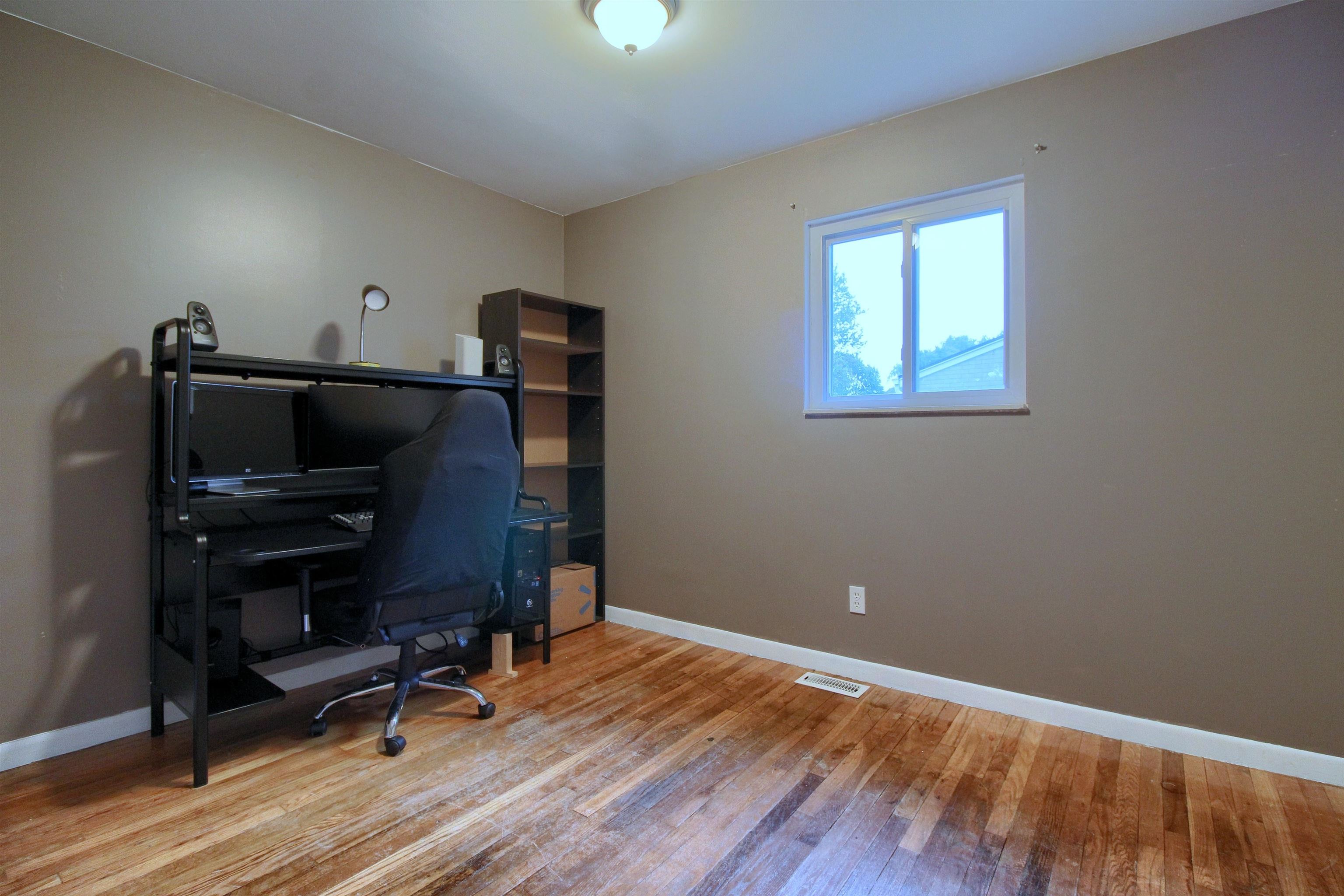 48725 Sugarbush Road Chesterfield, MI 48047 - Photo 15 of 25