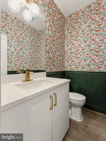 $2,800 | 1120 Penn Street Northeast, Unit 2, Washington, DC 20002