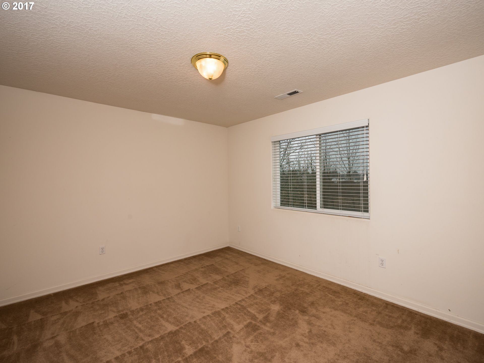1306 Northeast 172nd Street Ridgefield, WA 98642 - Photo 13 of 23
