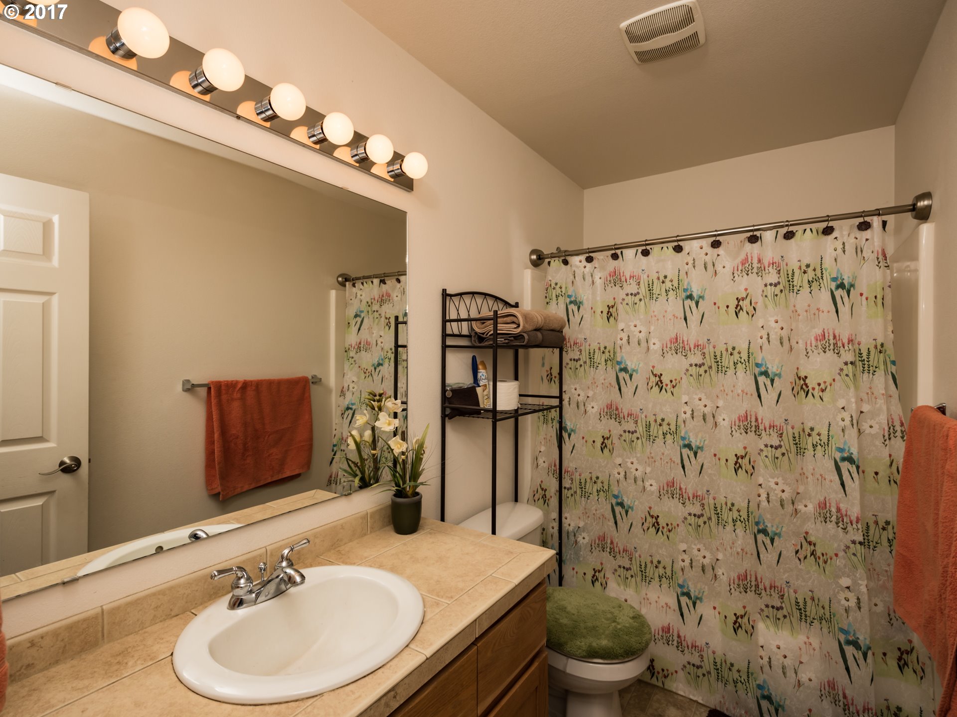 1306 Northeast 172nd Street Ridgefield, WA 98642 - Photo 16 of 23