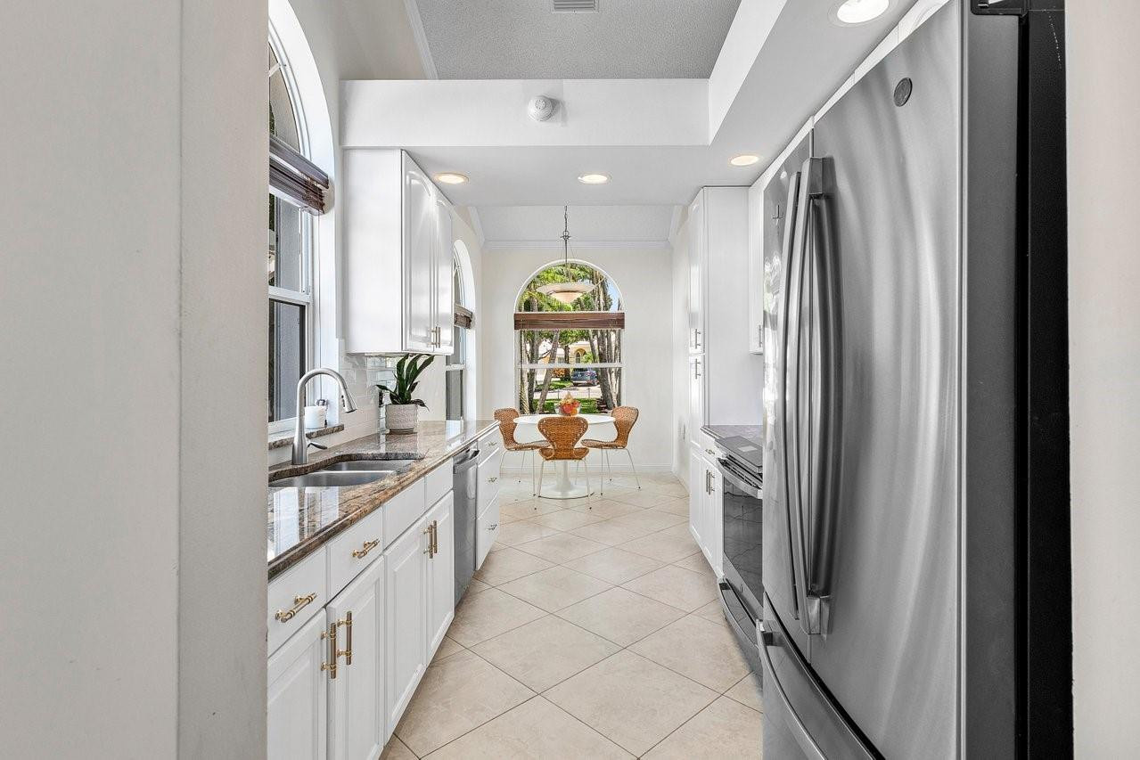 2860 Wilderness Road West Palm Beach, FL 33409 - Photo 19 of 49 Photo 19