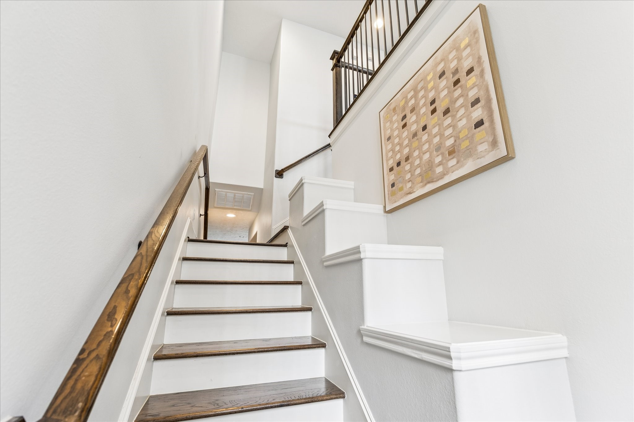 1216 Sampson Street Houston, TX 77003 - Photo 15 of 36 a view of entryway