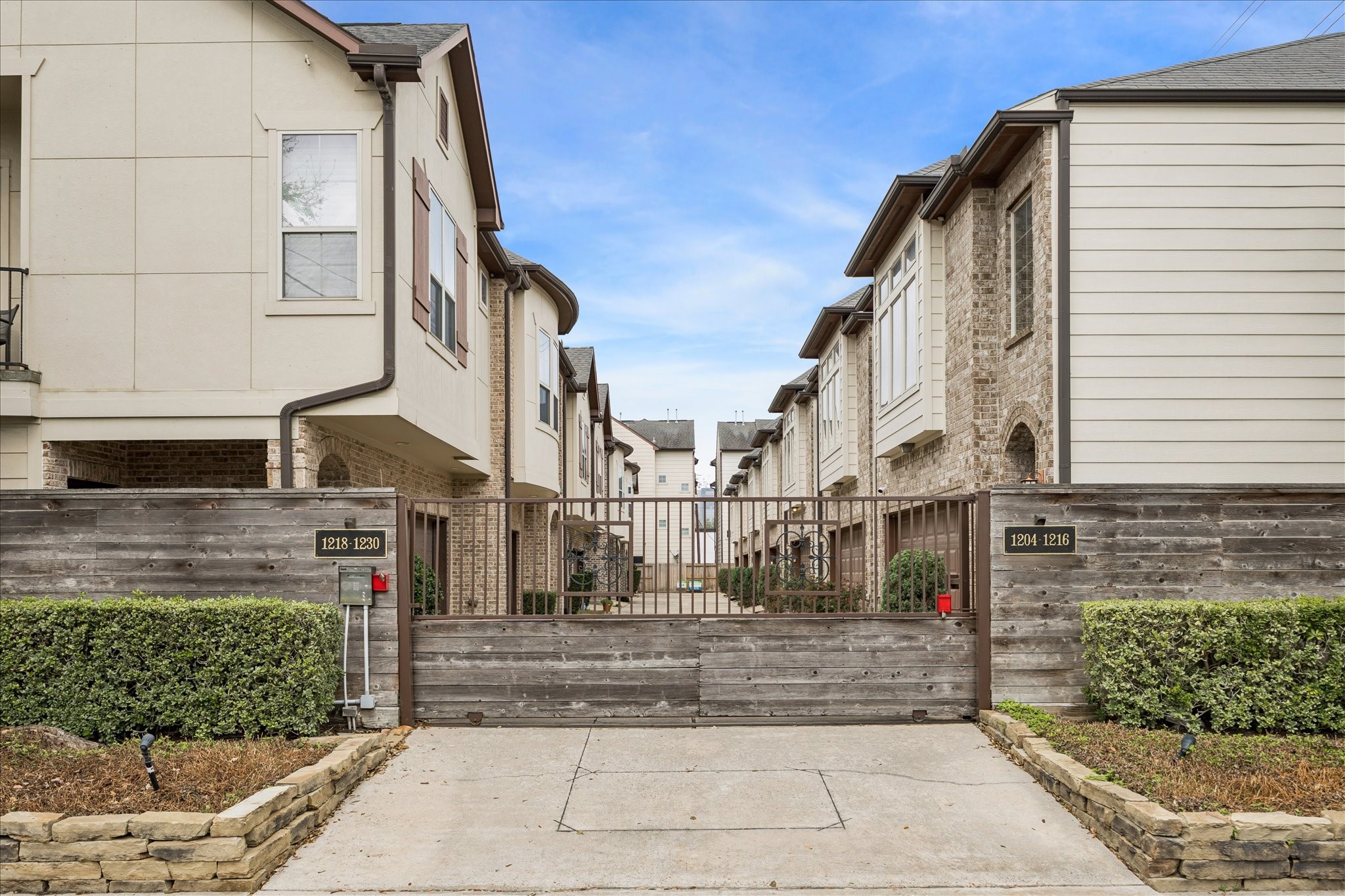 1216 Sampson Street Houston, TX 77003 - Photo 9 of 36 a view of a house with a street