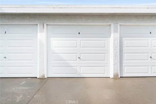 $2,650 | 18961 Florida Street, Unit 6, Huntington Beach, CA 92648