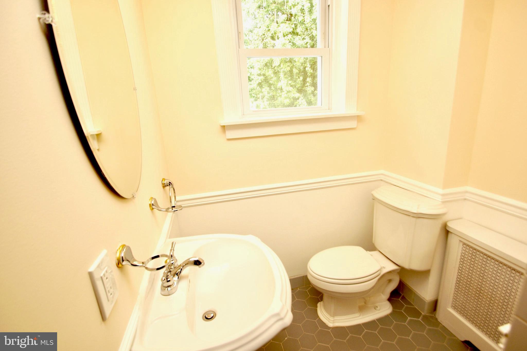636 Arbor Road Cheltenham, PA 19012 - Photo 15 of 25