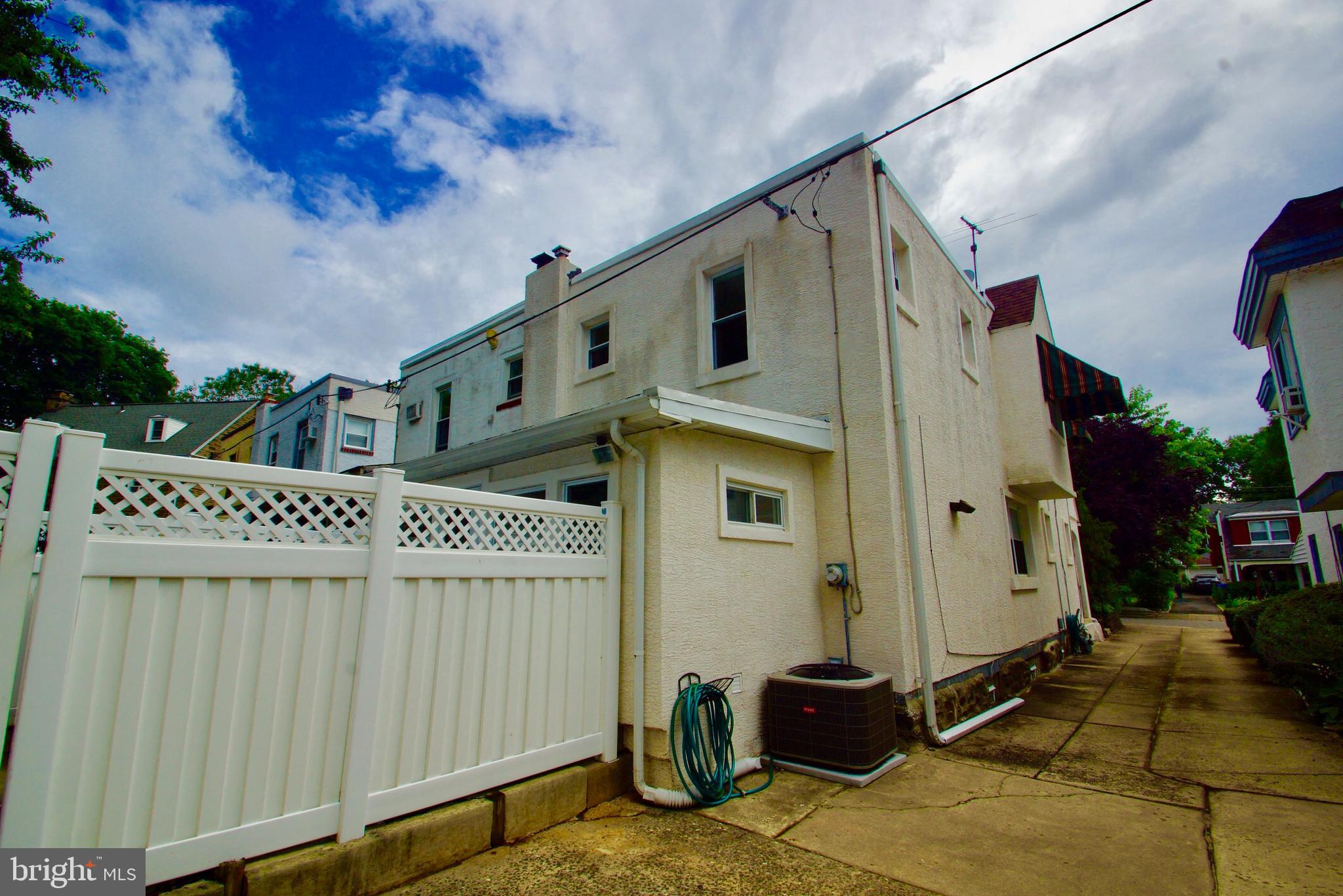 636 Arbor Road Cheltenham, PA 19012 - Photo 5 of 25