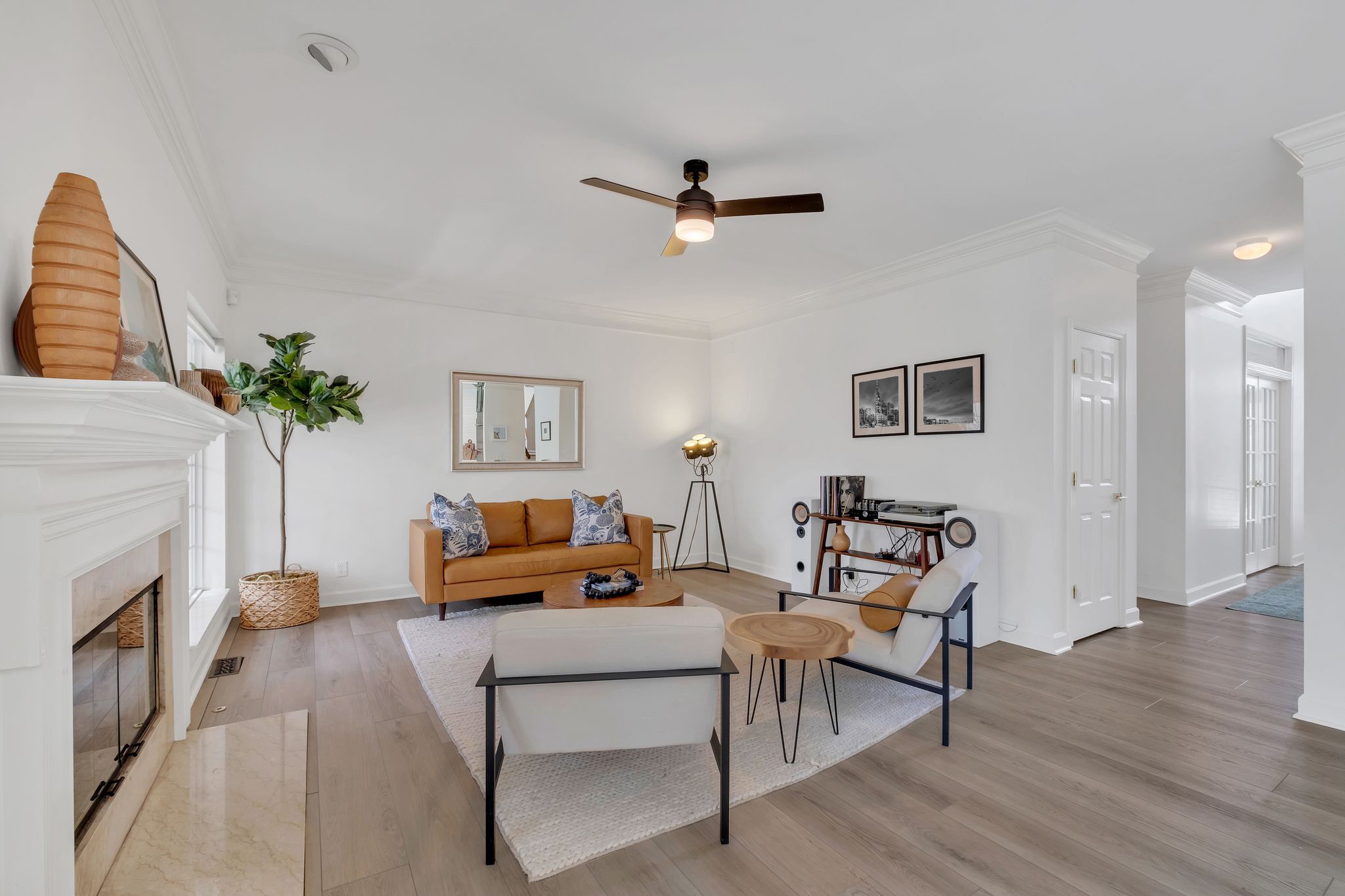 378 Logans Circle Franklin, TN 37067 - Photo 7 of 49 a living room with furniture and a fireplace