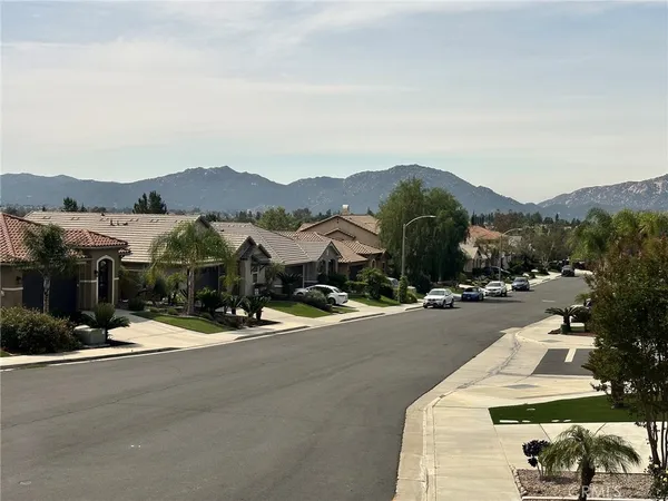 $4,100 | 43015 Greene Circle, Temecula, CA 92592