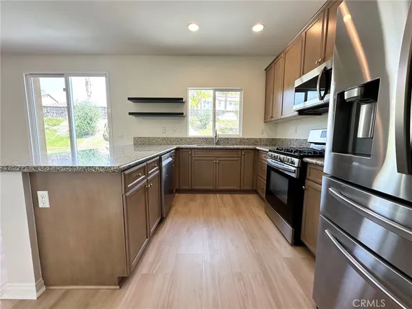 $4,100 | 43015 Greene Circle, Temecula, CA 92592