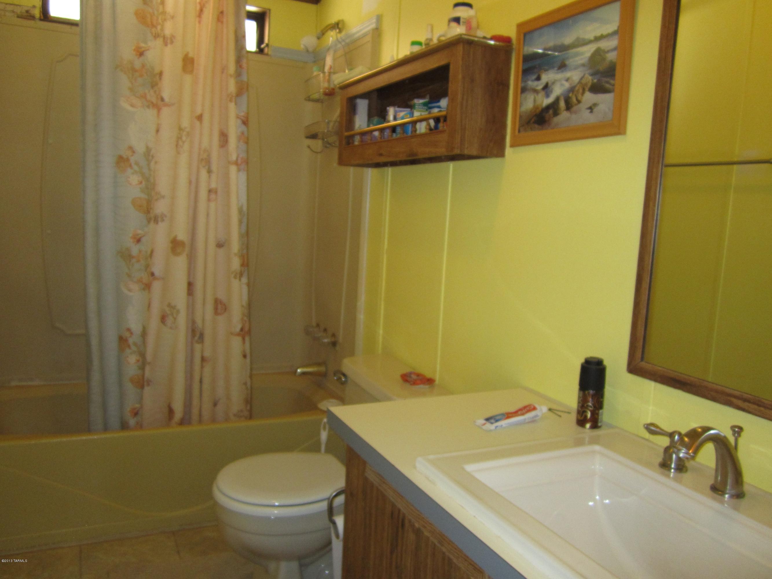 7140 North Guthrie Road Tucson, AZ 85743 - Photo 2 of 9 Gallery Image 2