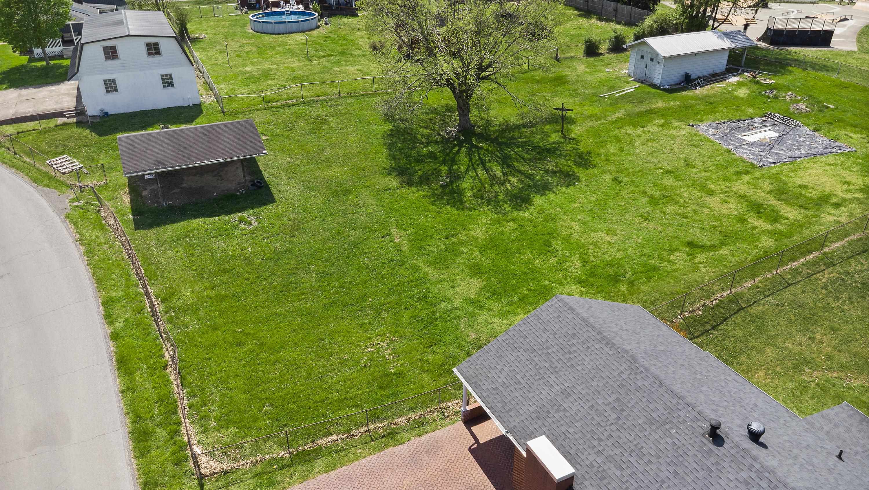 2301 Sharon Road Ashland, KY 41101 - Photo 2 of 17