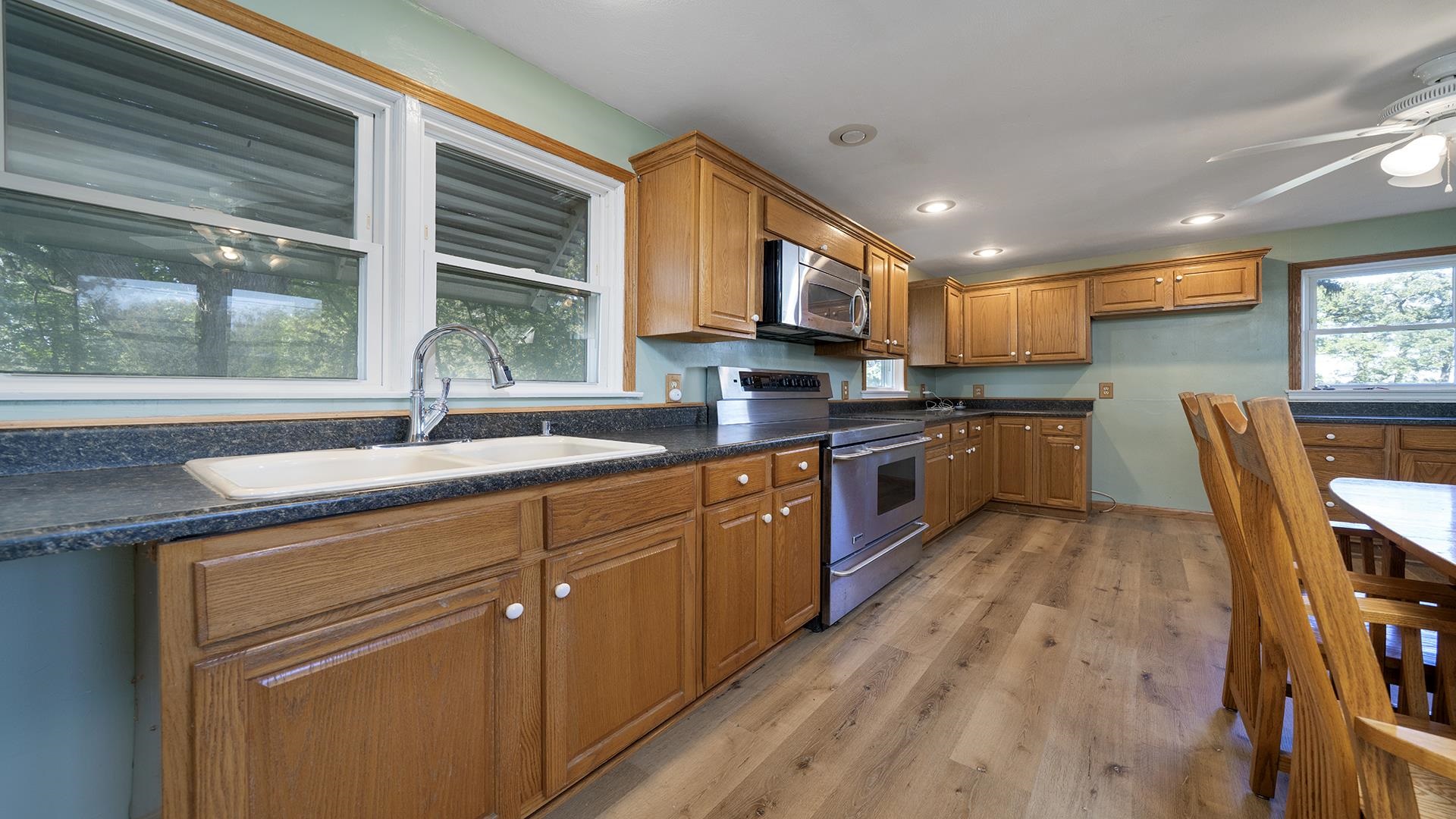 8540 Manchester Road Capron, IL 61012 - Photo 16 of 46