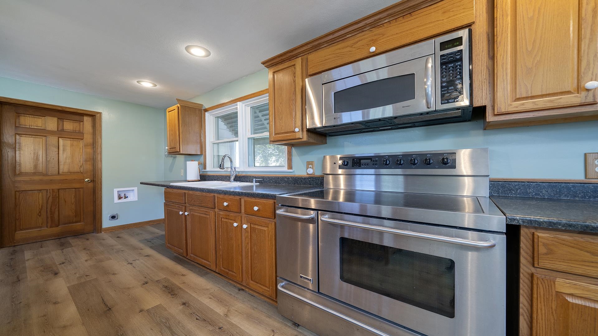 8540 Manchester Road Capron, IL 61012 - Photo 17 of 46