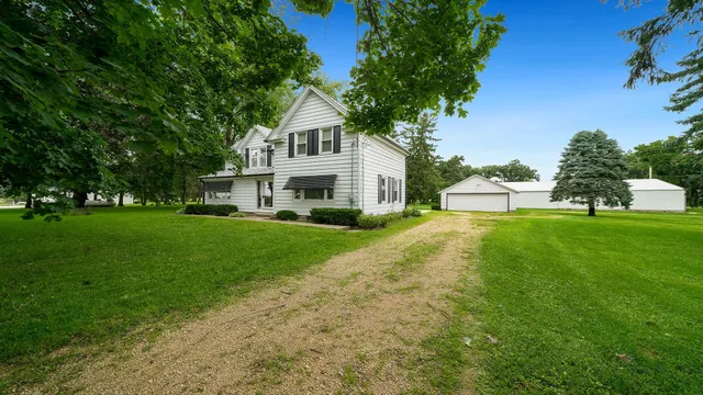 $410,000 | 8540 Manchester Road, Capron, IL 61012
