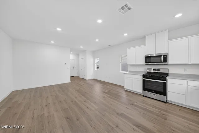 $2,300 | 8407 Redwood Dawn Drive, Reno, NV 89506