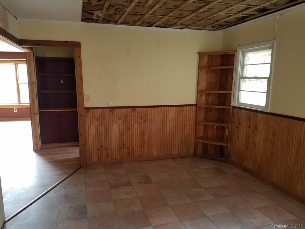 553 Chambers Cove Road Canton, NC 28716 - Photo 9 of 16