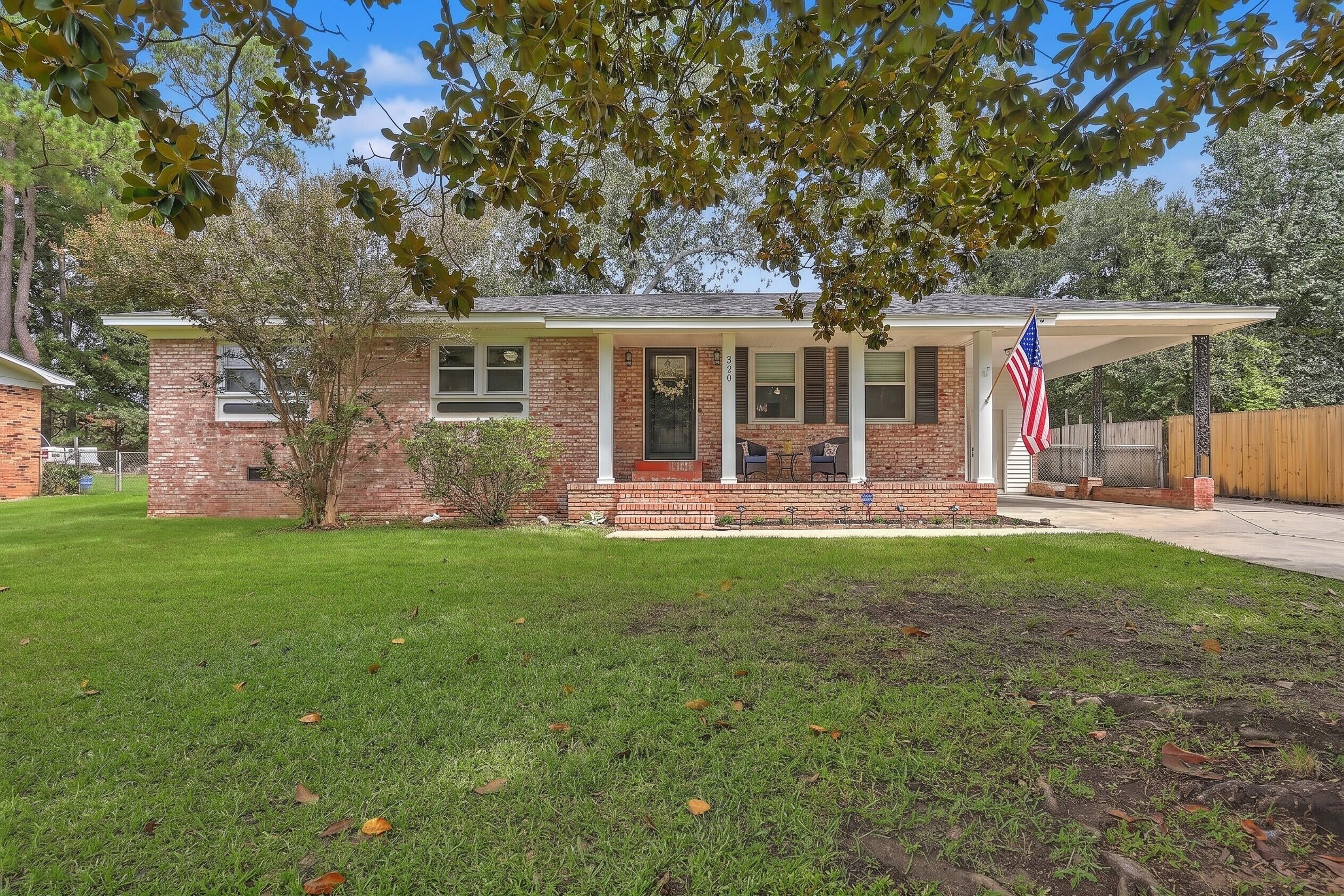 330 Oxford Road Ladson, SC 29456 - Photo 1 of 47 Welcome to 330 Oxford Rd